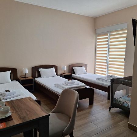 Sobe Sova Kikinda Hotel ภายนอก รูปภาพ