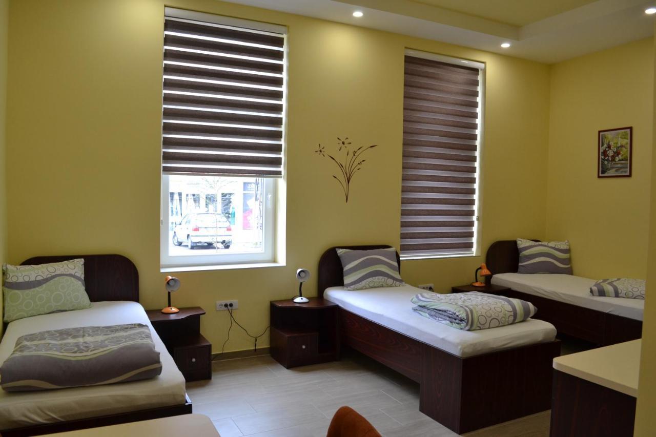 Sobe Sova Kikinda Hotel ภายนอก รูปภาพ