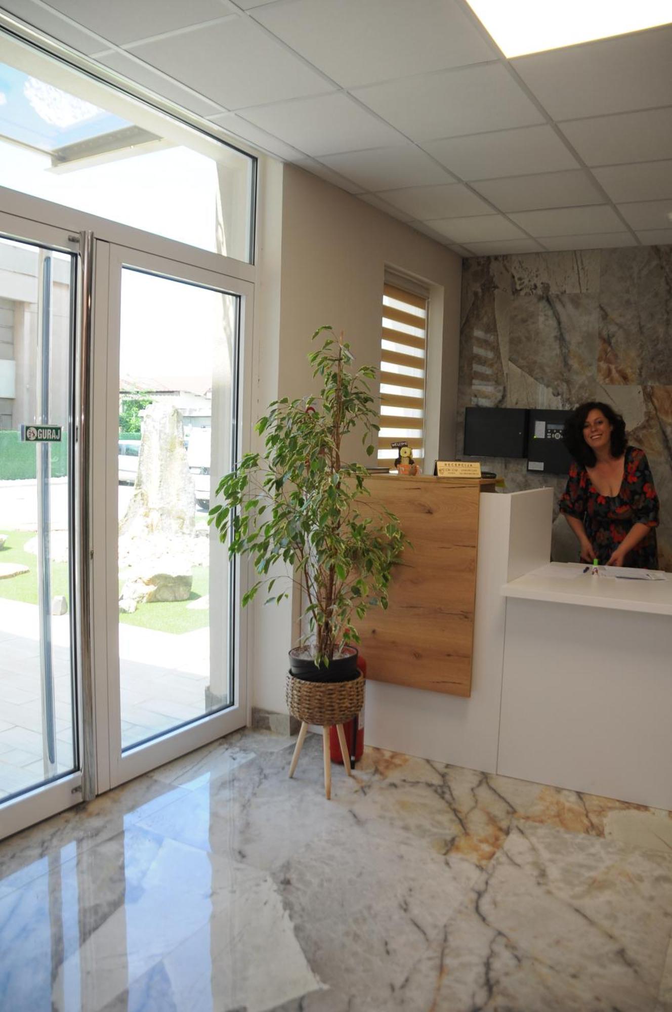 Sobe Sova Kikinda Hotel ภายนอก รูปภาพ