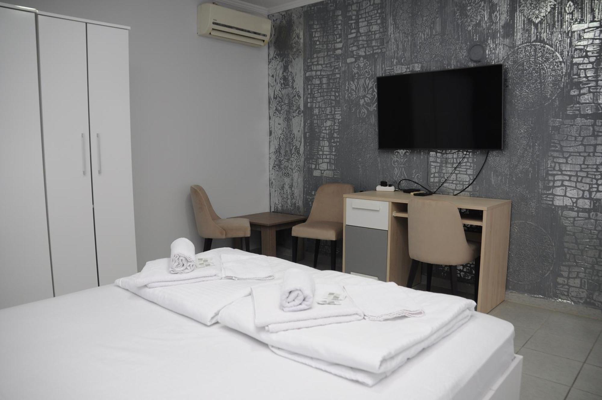 Sobe Sova Kikinda Hotel ภายนอก รูปภาพ